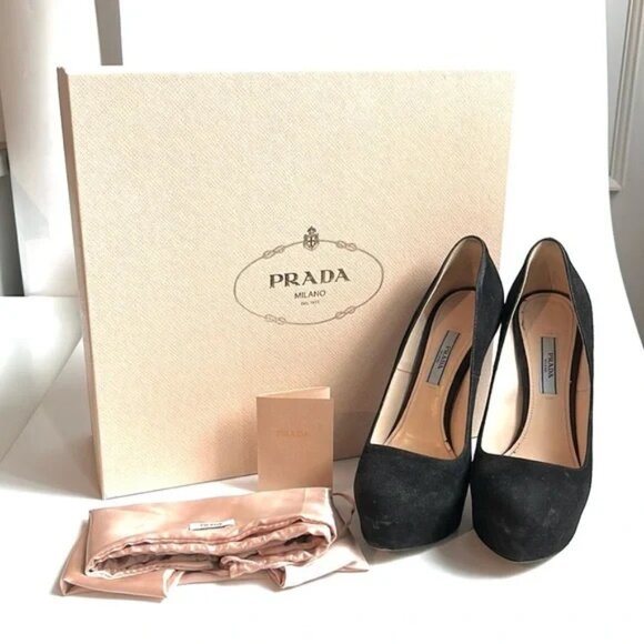 Prada Nero Camoscio Basic Platform Pumps - Picture 10 of 10